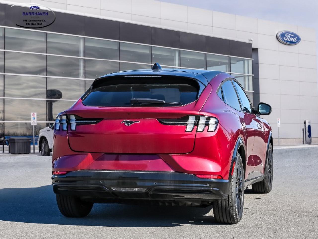 2025 Ford Mustang Mach-E Premium Photo2