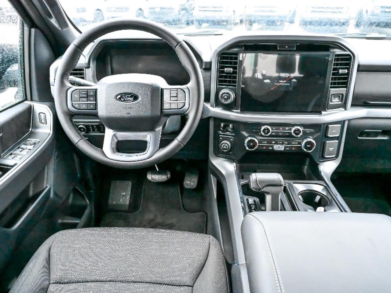 2025 Ford F-150 XLT Photo