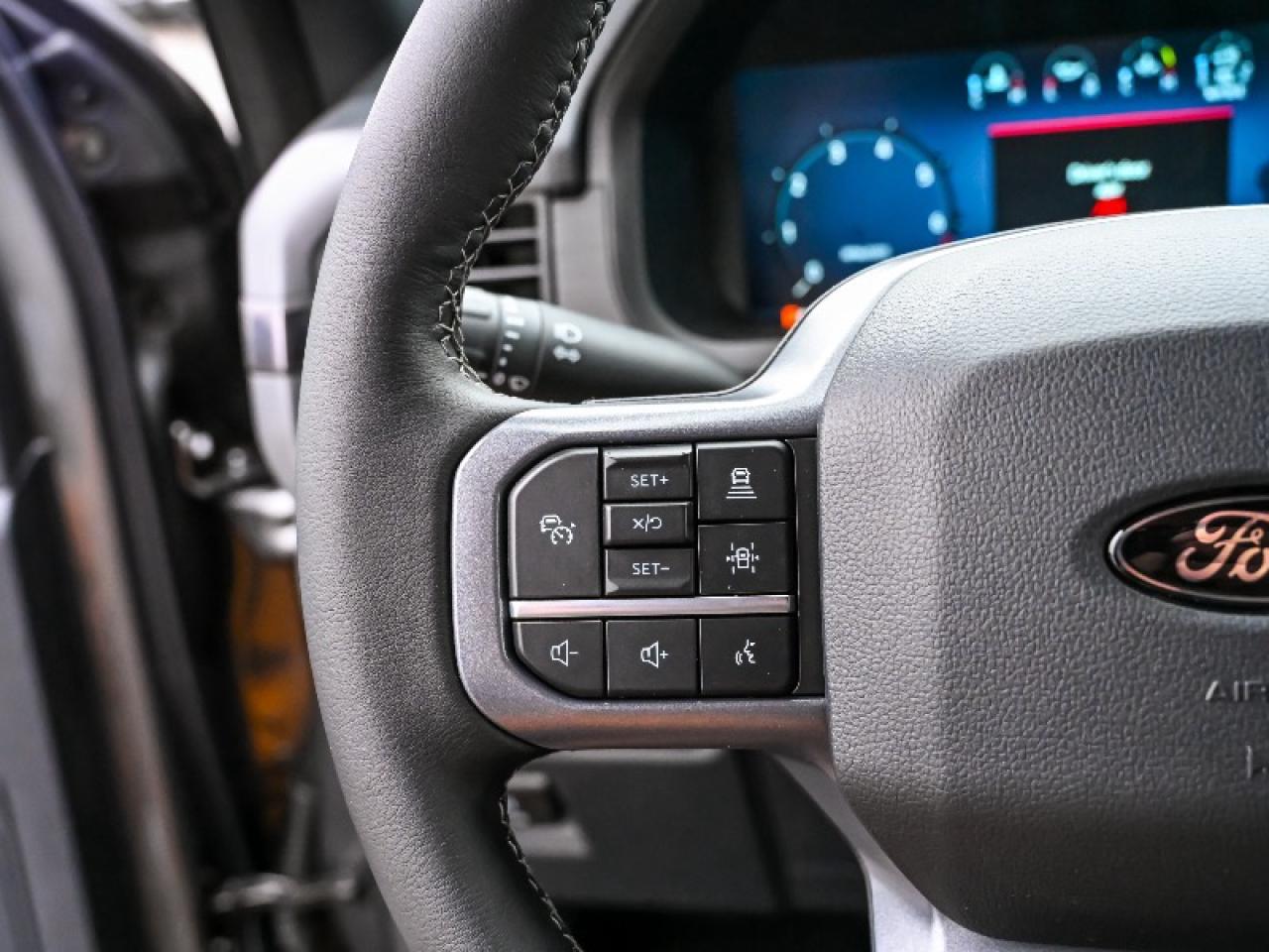 2025 Ford F-150 XLT Photo