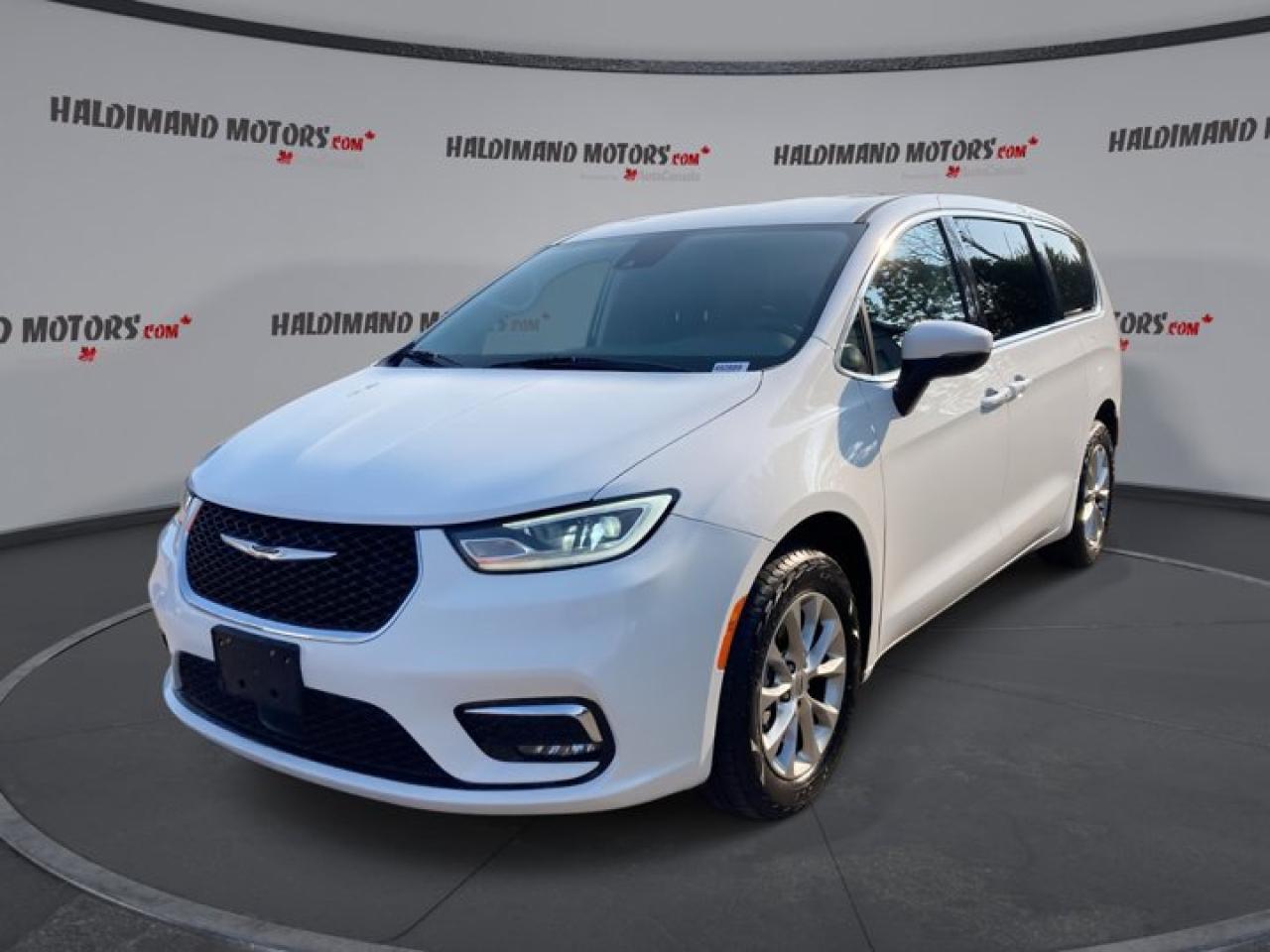 Used 2023 Chrysler Pacifica Touring L for sale in Cayuga, ON