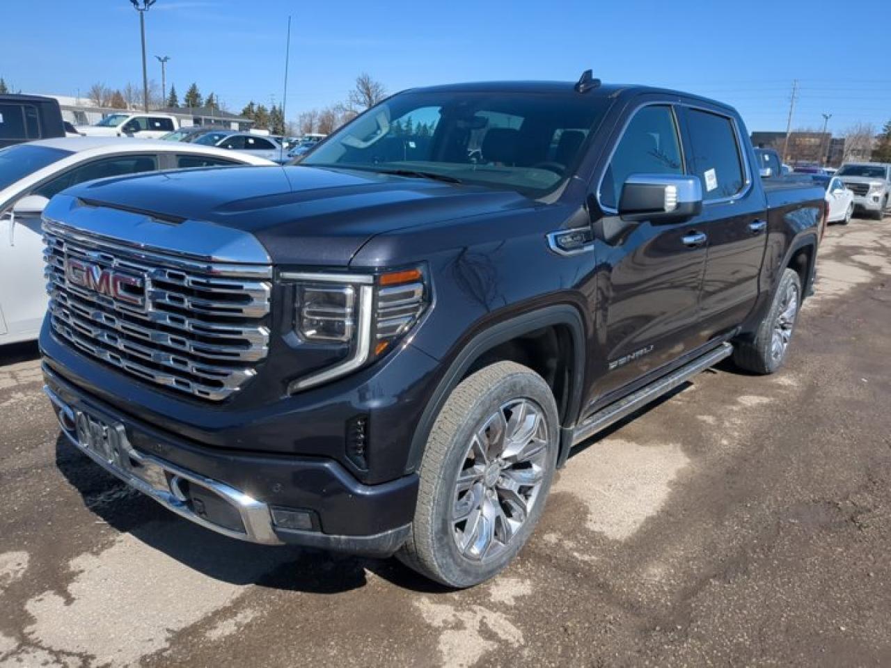 Used 2023 GMC Sierra 1500 Denali Crew 4X4 | 5.3L | Reserve Package | HUD | Adaptive Cruise | Power Steps | Leather | Sunroof | for sale in Guelph, ON