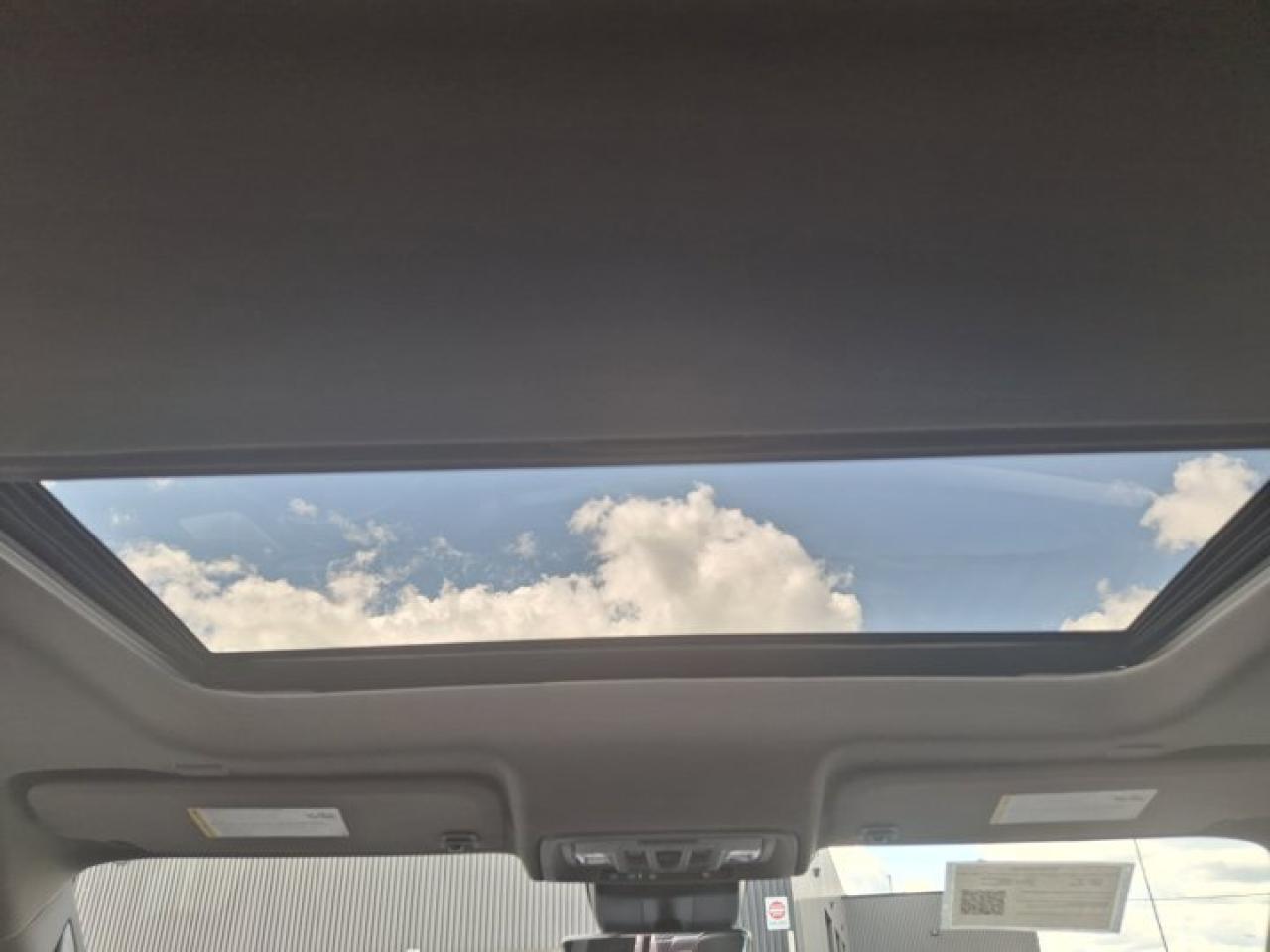 2023 GMC Sierra 1500 Denali | Reserve Package | HUD | Adaptive Cruise | Power Steps | Leather | Sunroof | Photo