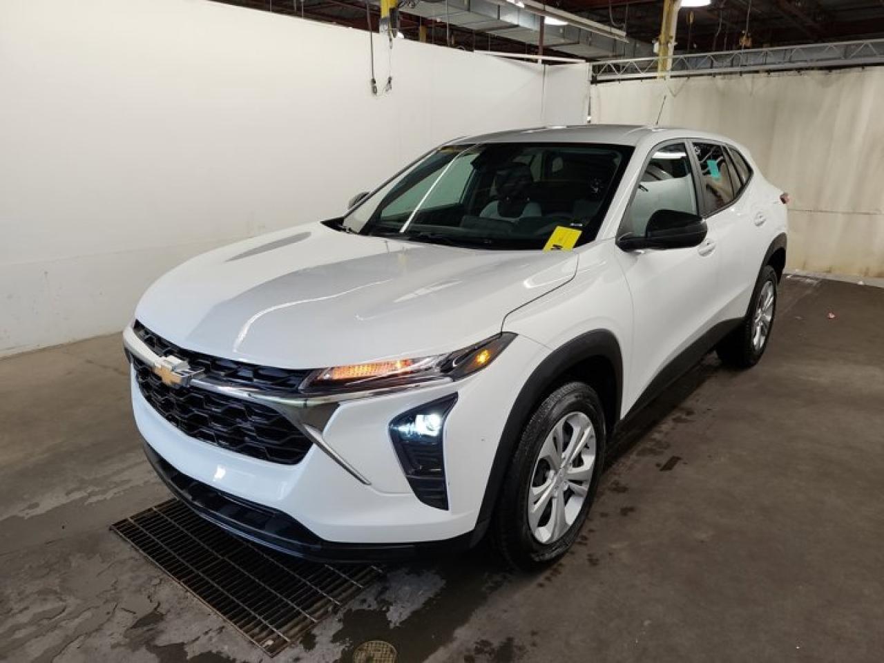 Used 2024 Chevrolet Trax LS | Heated Seats | CarPlay + Android | Rear Camera | and more! for sale in Guelph, ON