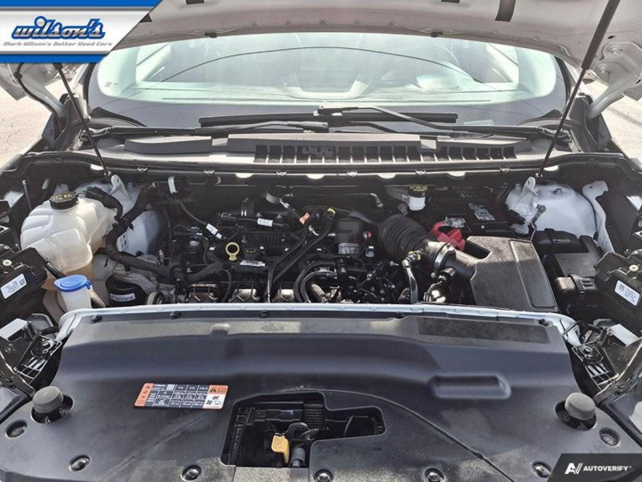 2023 Ford Edge Titanium AWD | Leather | Pano Roof | B&O Sound | Heated Seats + Steering | Remote Start | and More ! Photo