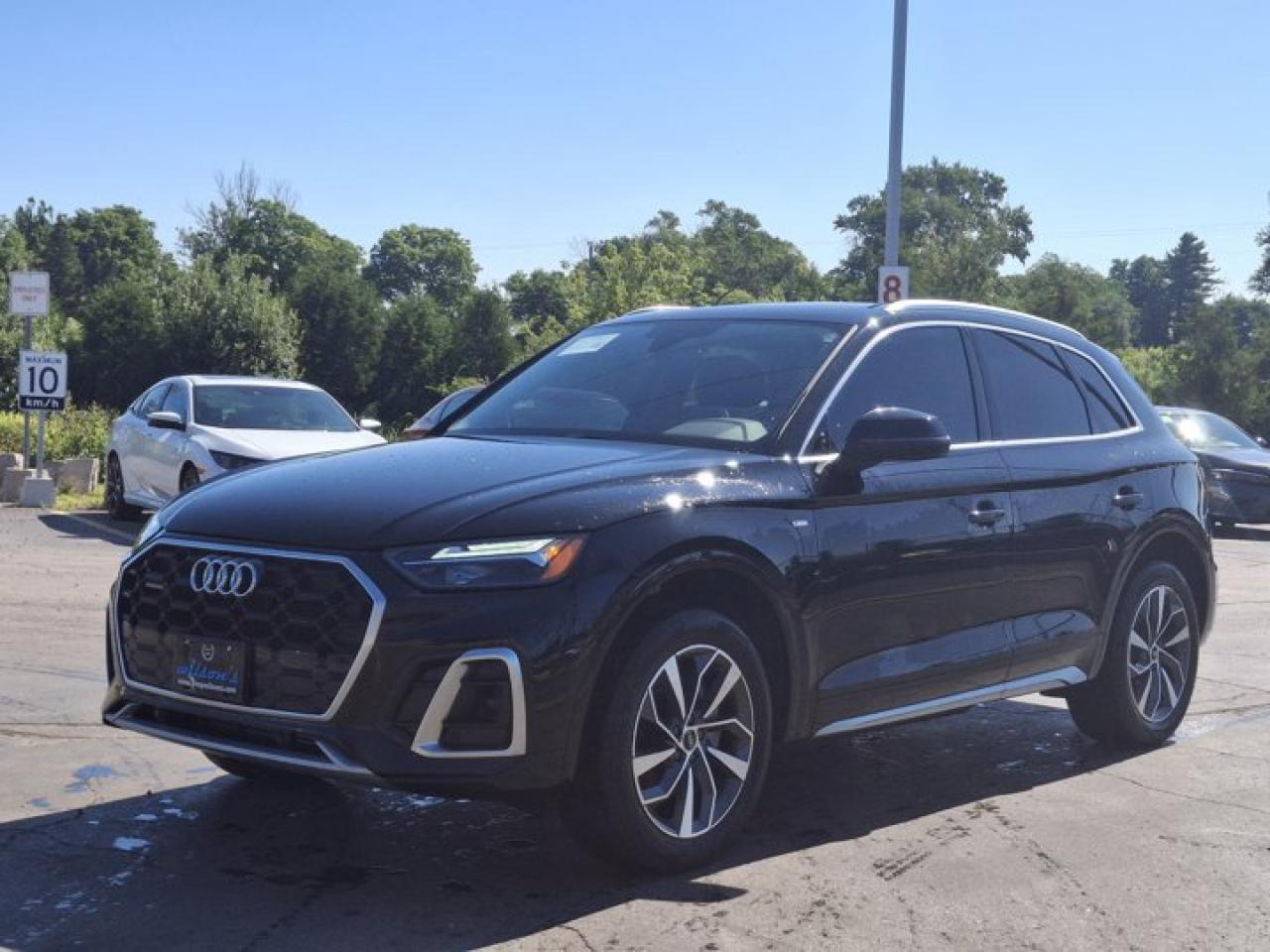 Used 2022 Audi Q5 Progressiv AWD | S-Line | Leather | Pano Sunroof | Nav | Heated Wheel + Seats | Rear Camera & More ! for sale in Guelph, ON