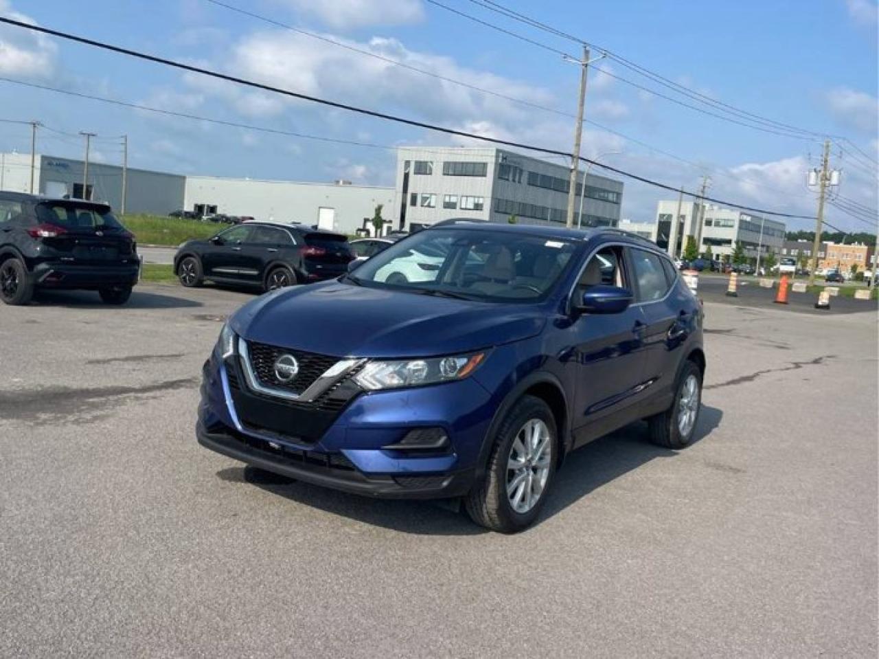 Used 2022 Nissan Qashqai SV | Sunroof | Heated Seats + Steering | Remote Start | Carplay + Android | Reverse Cam | and More ! for sale in Guelph, ON