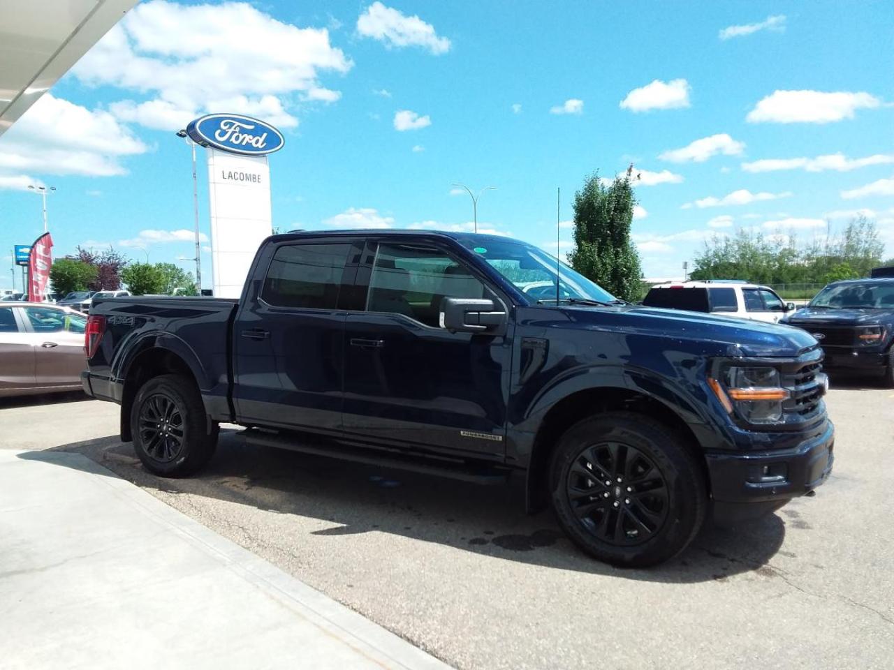 New 2025 Ford F-150 XLT for sale in Lacombe, AB