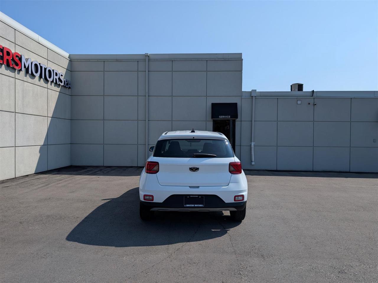 2021 Hyundai Venue ESSENTIAL - MANUAL - HTD SEATS - REV CAM