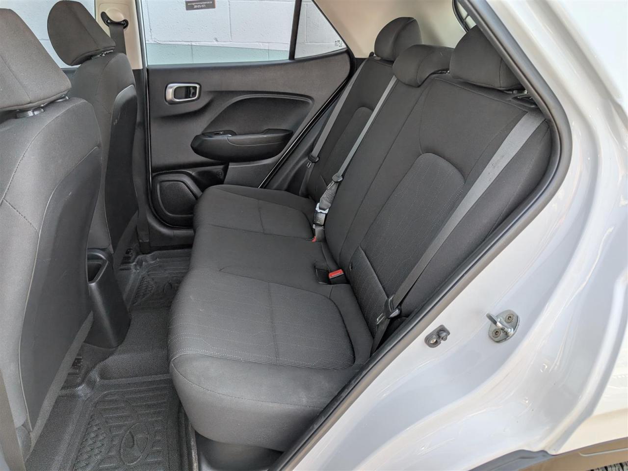 2021 Hyundai Venue ESSENTIAL - MANUAL - HTD SEATS - REV CAM