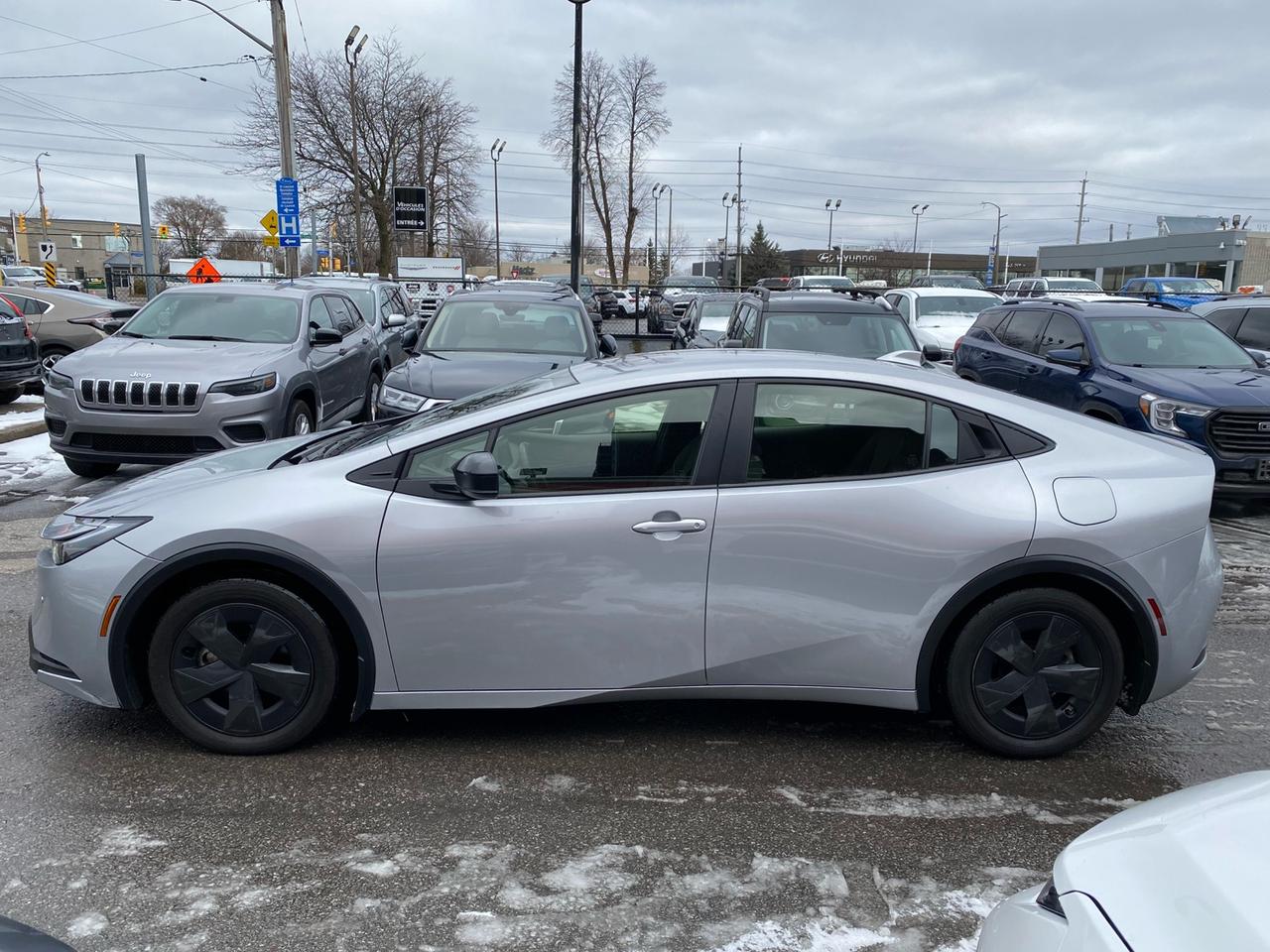 2024 Toyota Prius Prime | SE | Plug In HyBrid | Balance of Toyota Warranties Photo3