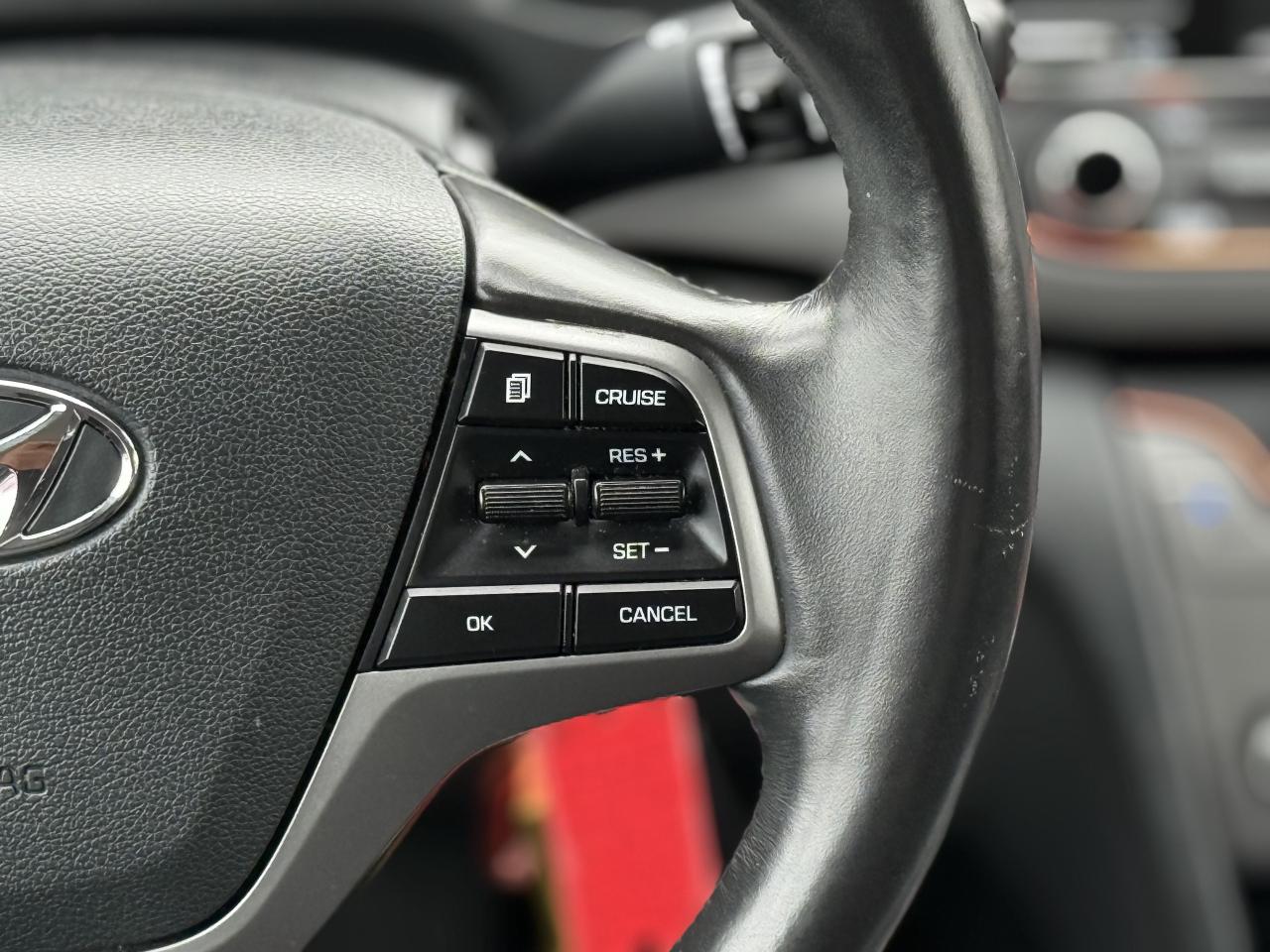 2017 Hyundai Elantra APPLE CARPLAY | ANDROID AUTO | BACK UP CAMERA Photo