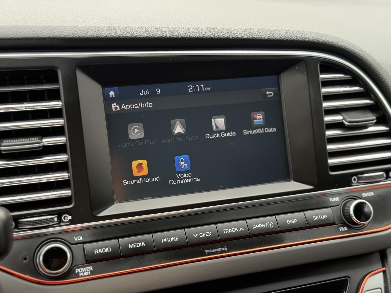 2017 Hyundai Elantra APPLE CARPLAY | ANDROID AUTO | BACK UP CAMERA Photo
