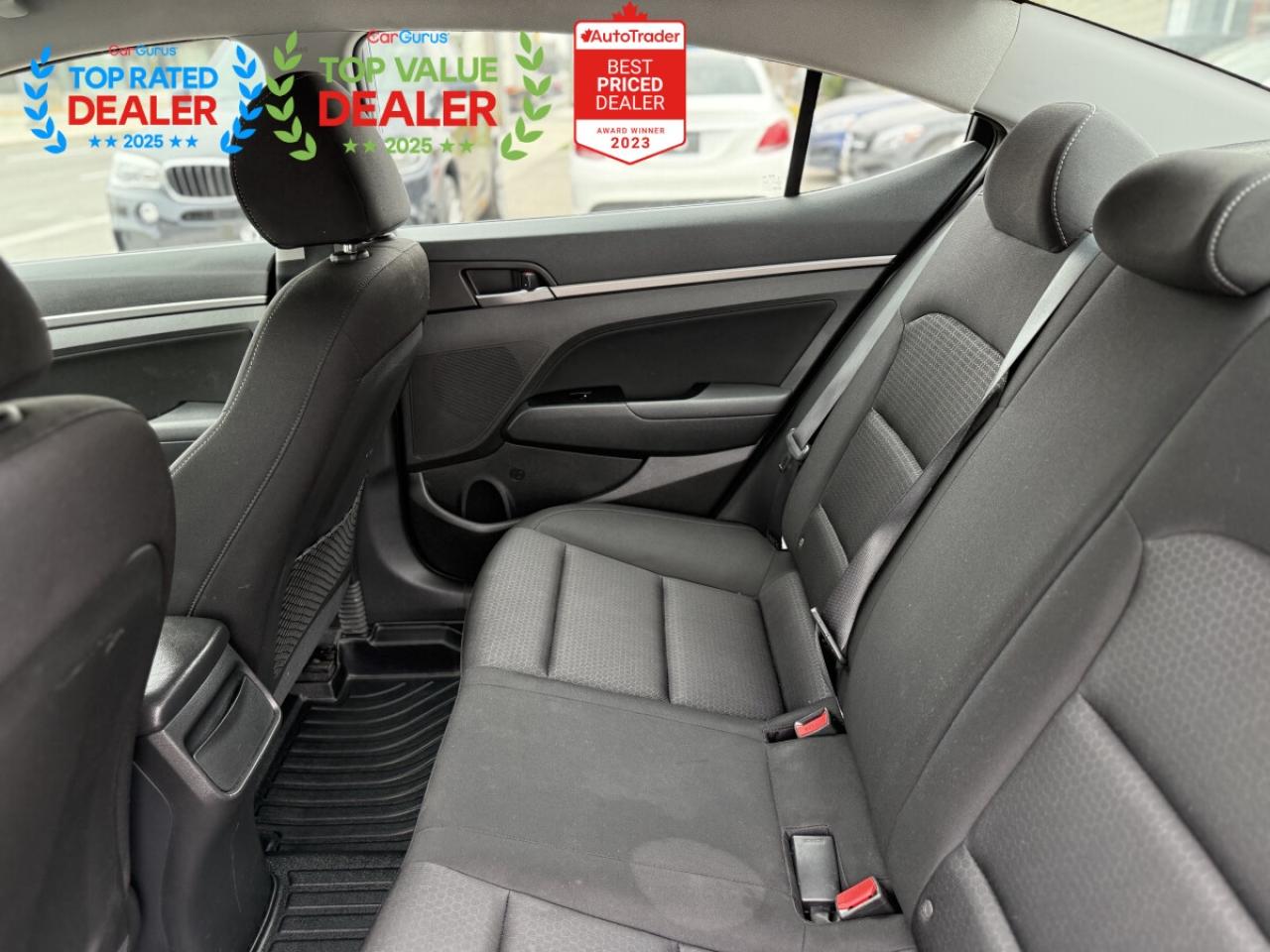 2017 Hyundai Elantra APPLE CARPLAY | ANDROID AUTO | BACK UP CAMERA Photo