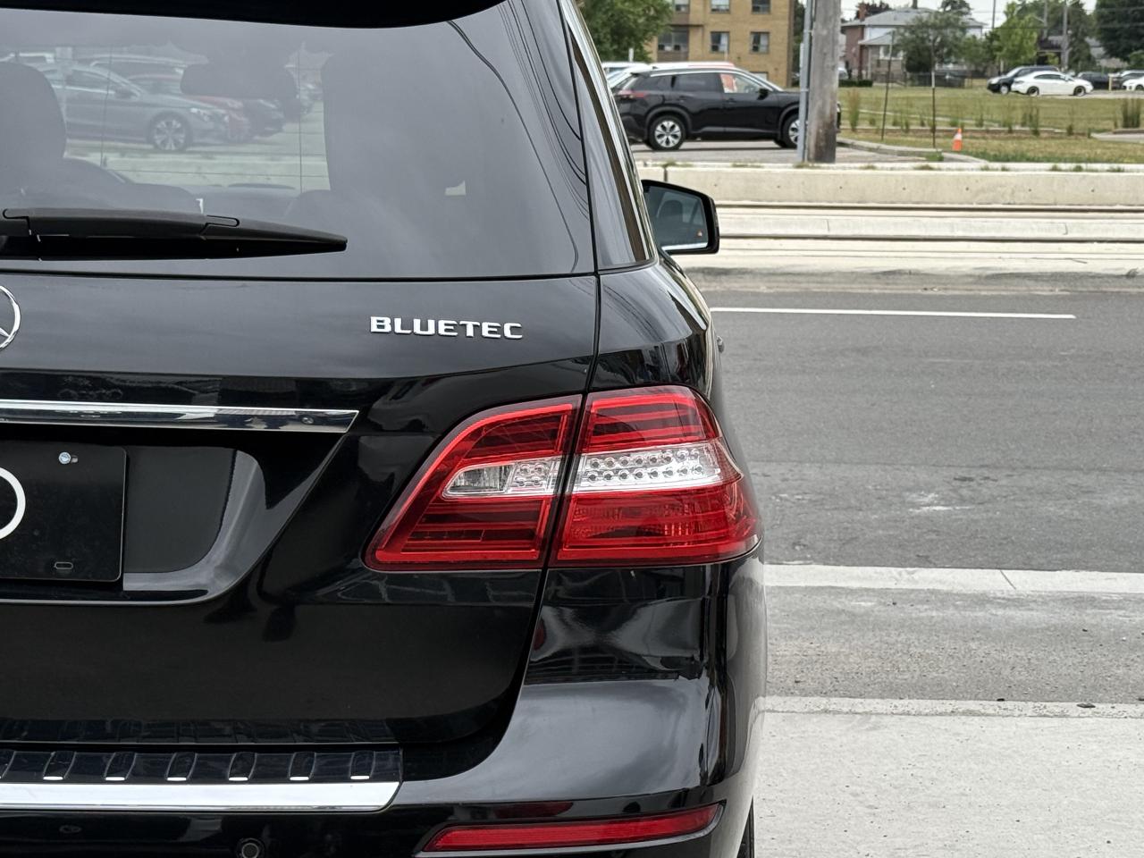 2013 Mercedes-Benz ML-Class 350 BLUETEC | HARMAN KARDON | PANO | LOADED - Photo #9