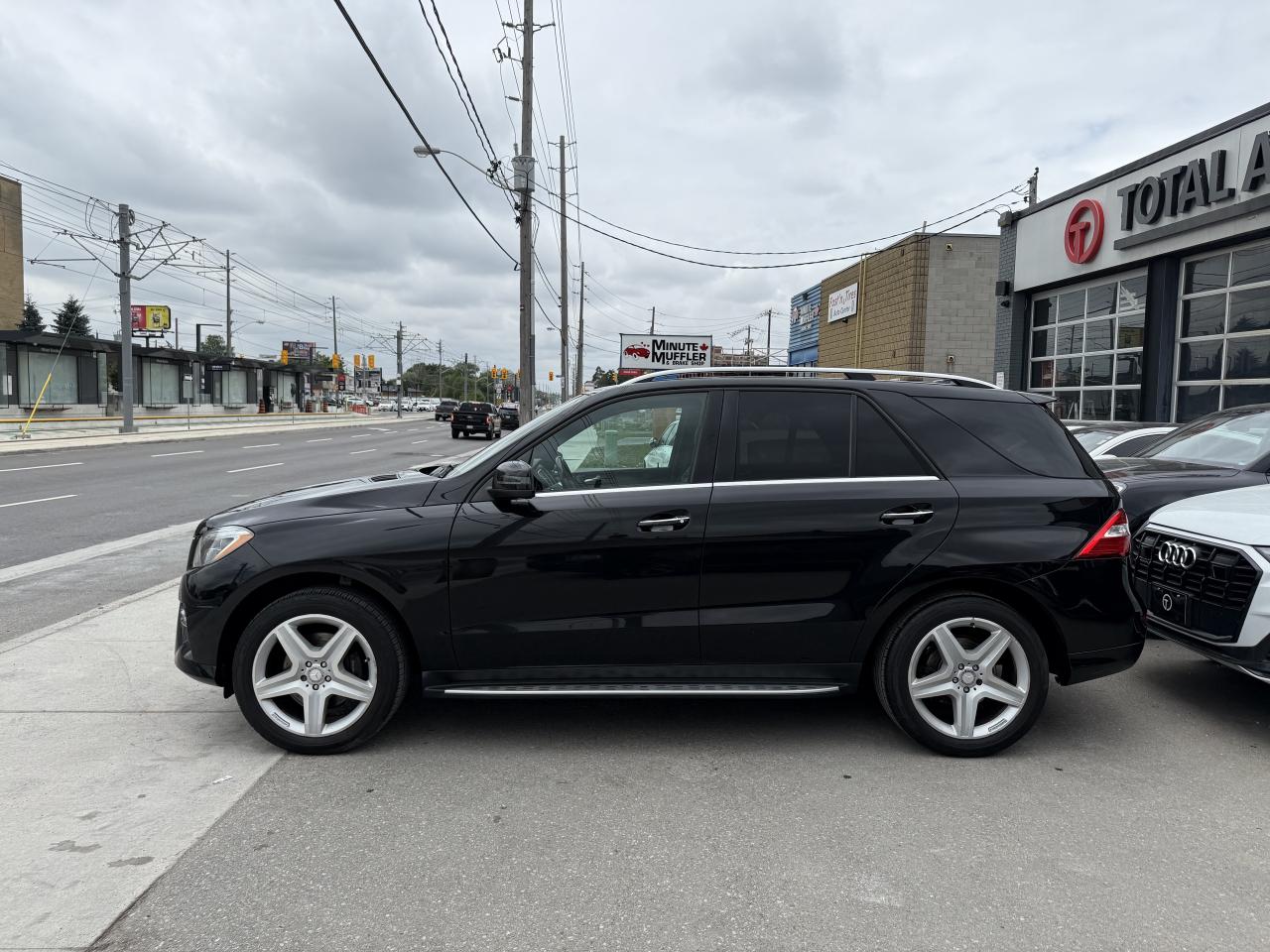 2013 Mercedes-Benz ML-Class 350 BLUETEC | HARMAN KARDON | PANO | LOADED - Photo #13