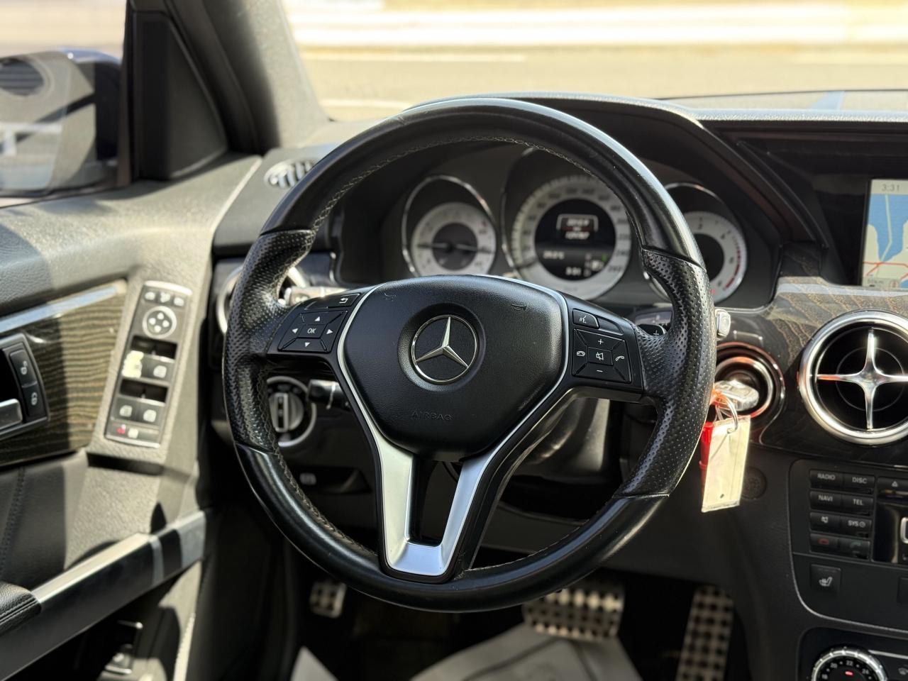 2015 Mercedes-Benz GLK-Class 250 BLUETEC | PANO | LOADED - Photo #16