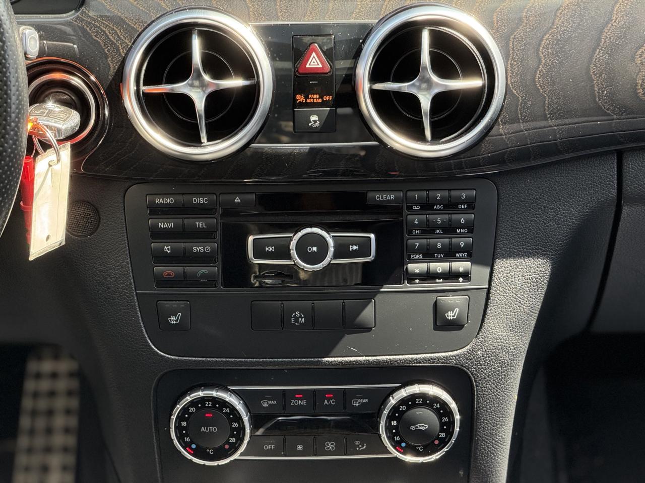 2015 Mercedes-Benz GLK-Class 250 BLUETEC | PANO | LOADED - Photo #22