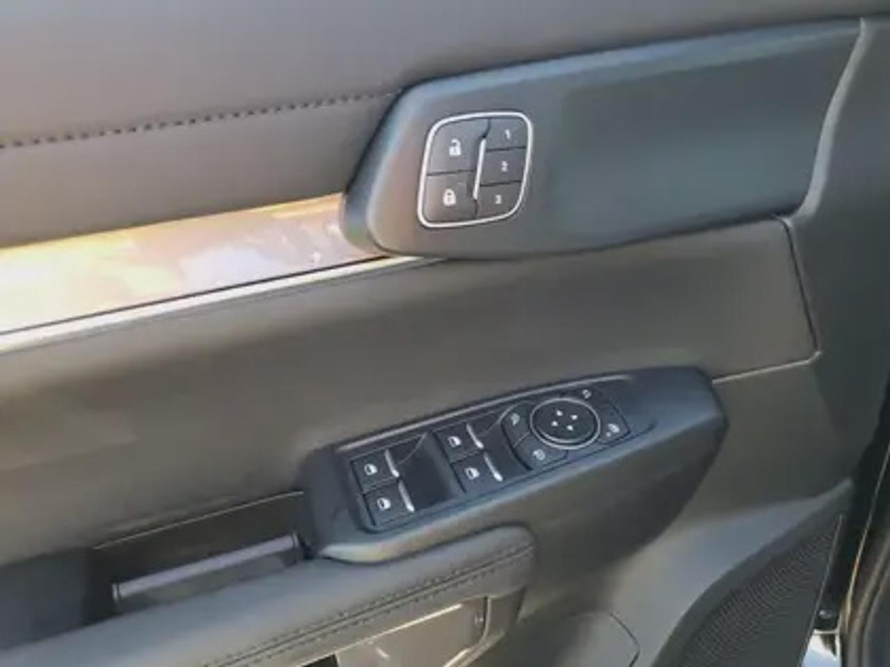 12743811.822304734