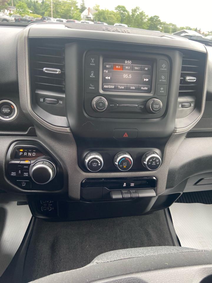 2022 RAM 1500 TRADESMAN Photo7