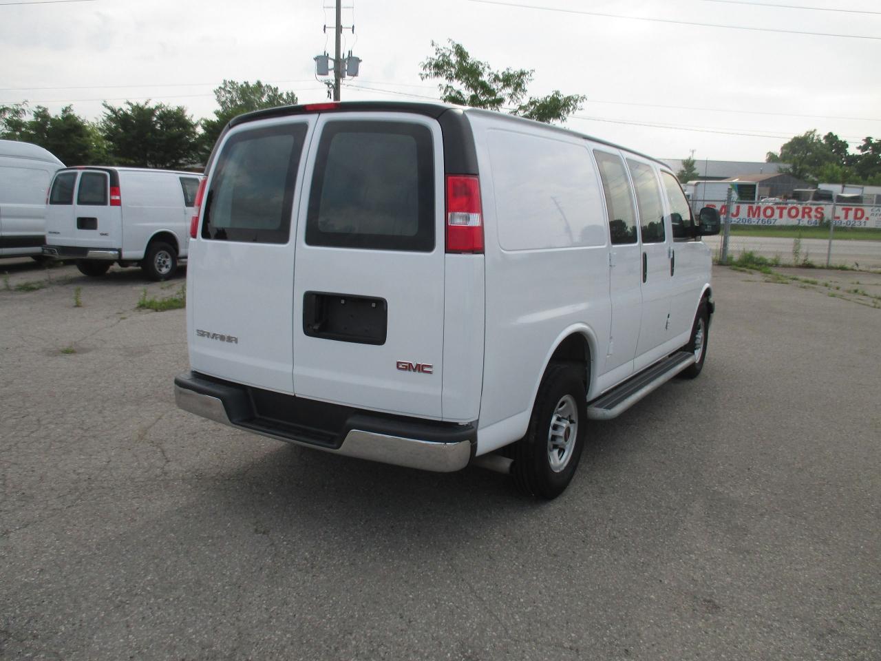 2023 GMC Savana Cargo Van 2500 135 inch w/base - Photo #5