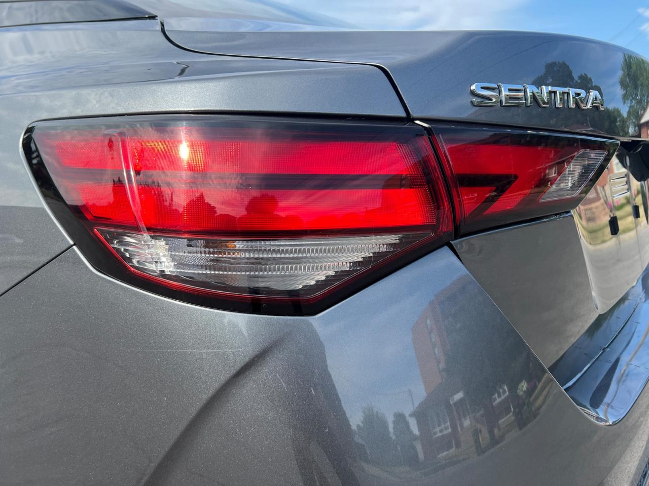 2022 Nissan Sentra S Plus - Photo #9