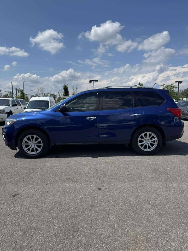 2018 Nissan Pathfinder SV Tech - Photo #4