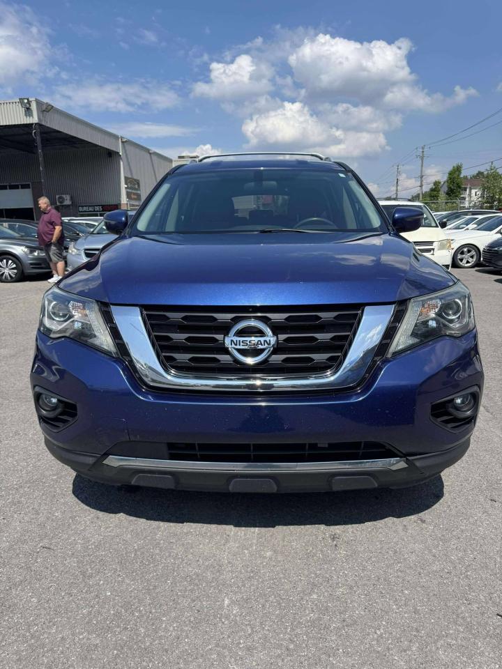 2018 Nissan Pathfinder SV Tech - Photo #2
