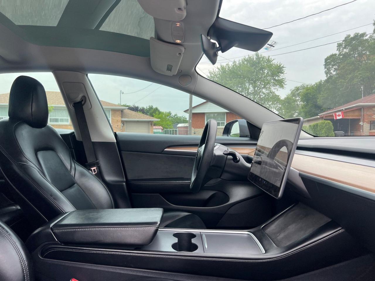 2021 Tesla Model 3 STANDARD RANGE PLUS - Photo #8