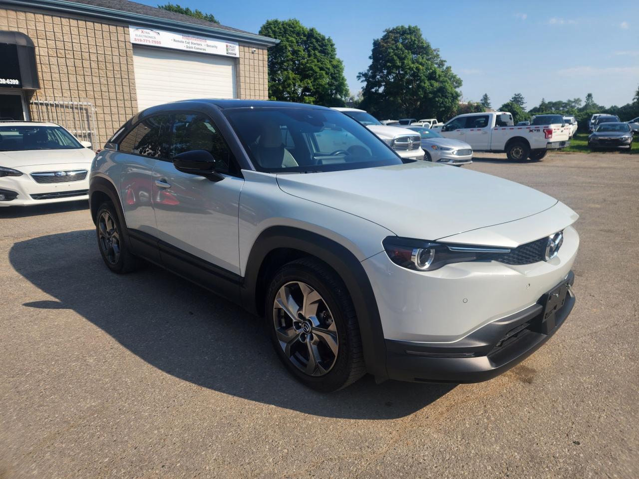 2022 Mazda MX-3 GT l Clean Carfax l No accidents l Like New Photo2