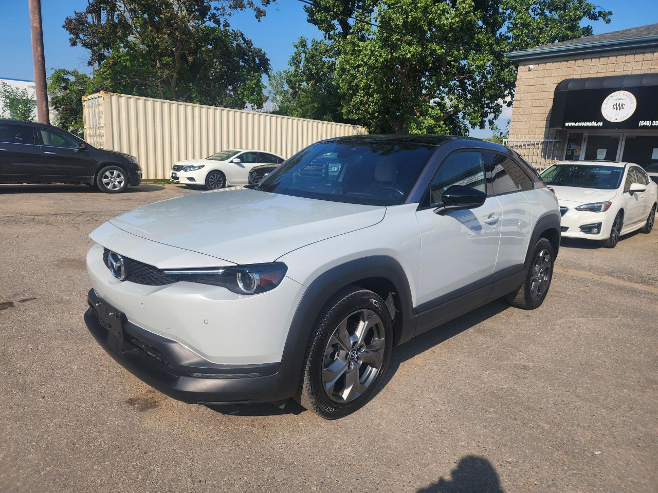Used 2022 Mazda MX-3 GT l Clean Carfax l No accidents l Like New for sale in Brantford, ON