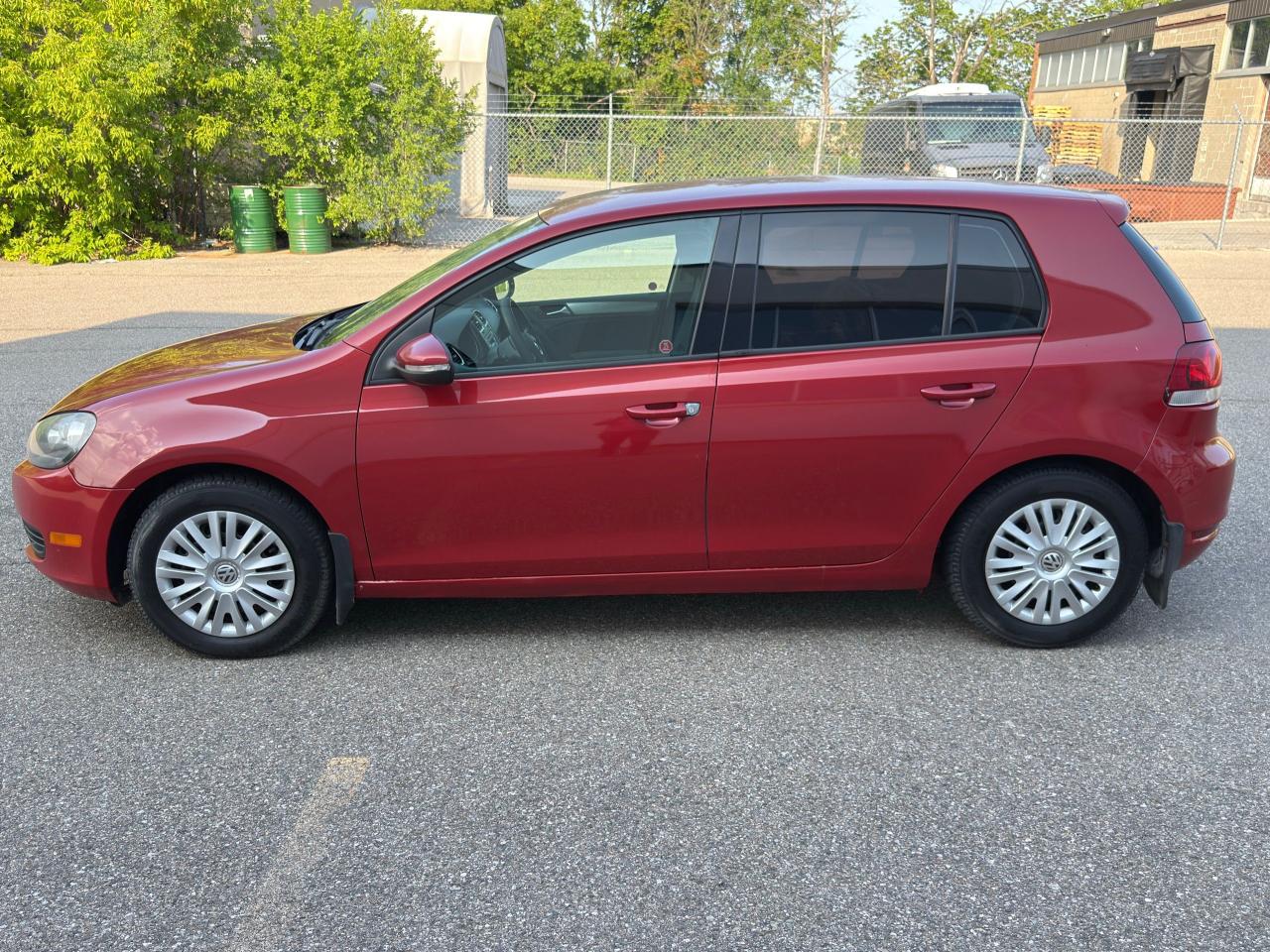 2010 Volkswagen Golf TRENDLINE - Photo #8