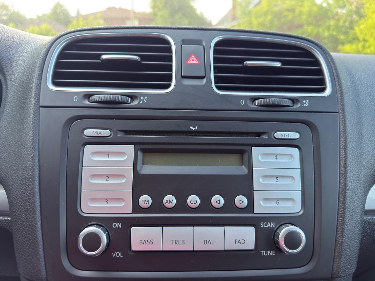 2010 Volkswagen Golf TRENDLINE - Photo #14