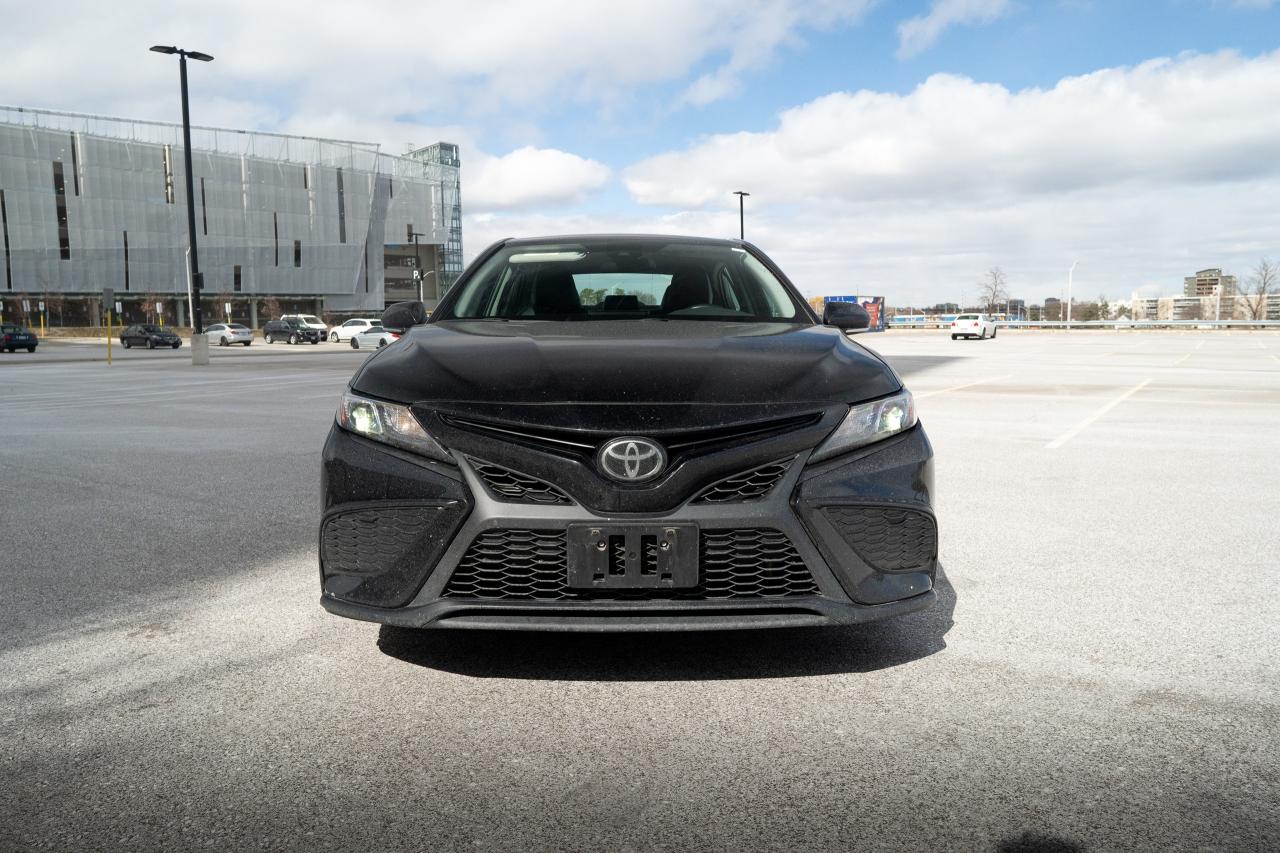 2021 Toyota Camry SE | NO ACCIDENTS | CLEAN CARFAX | - Photo #2