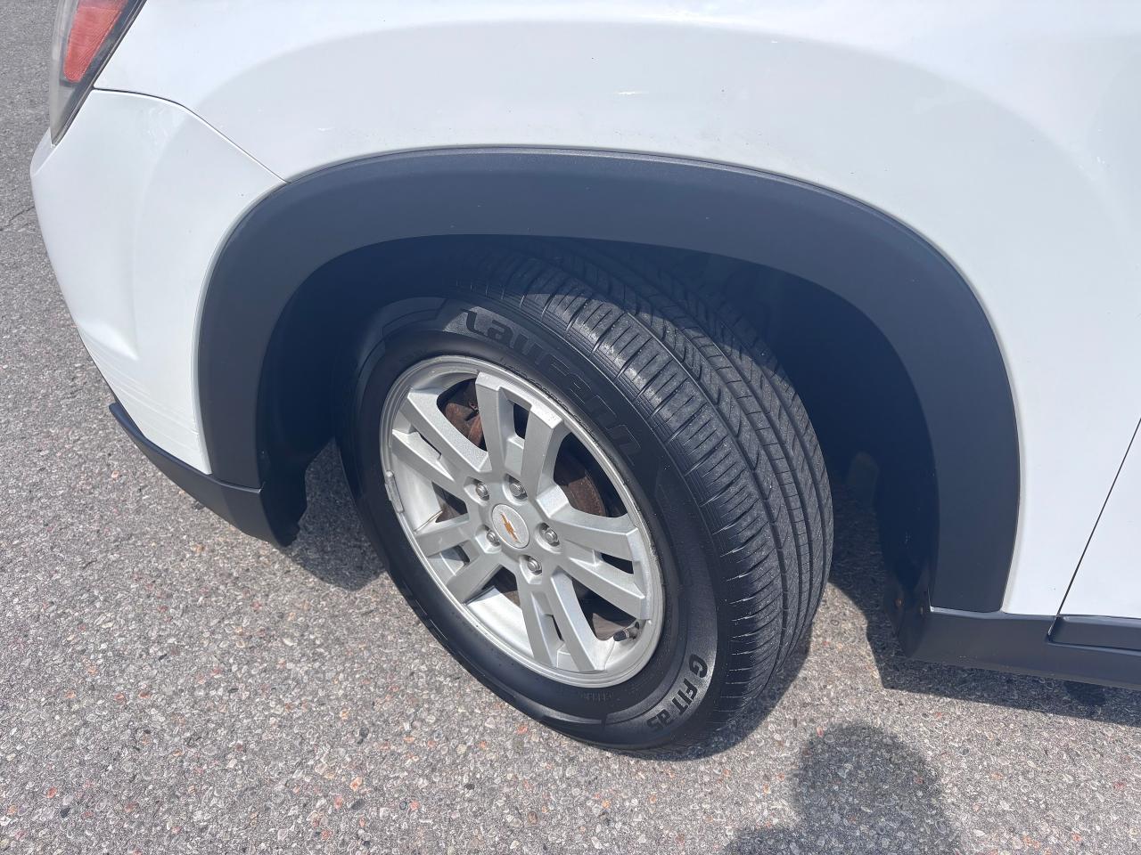 2014 Chevrolet Orlando LT 7 PASS - COLD AC - Photo #3