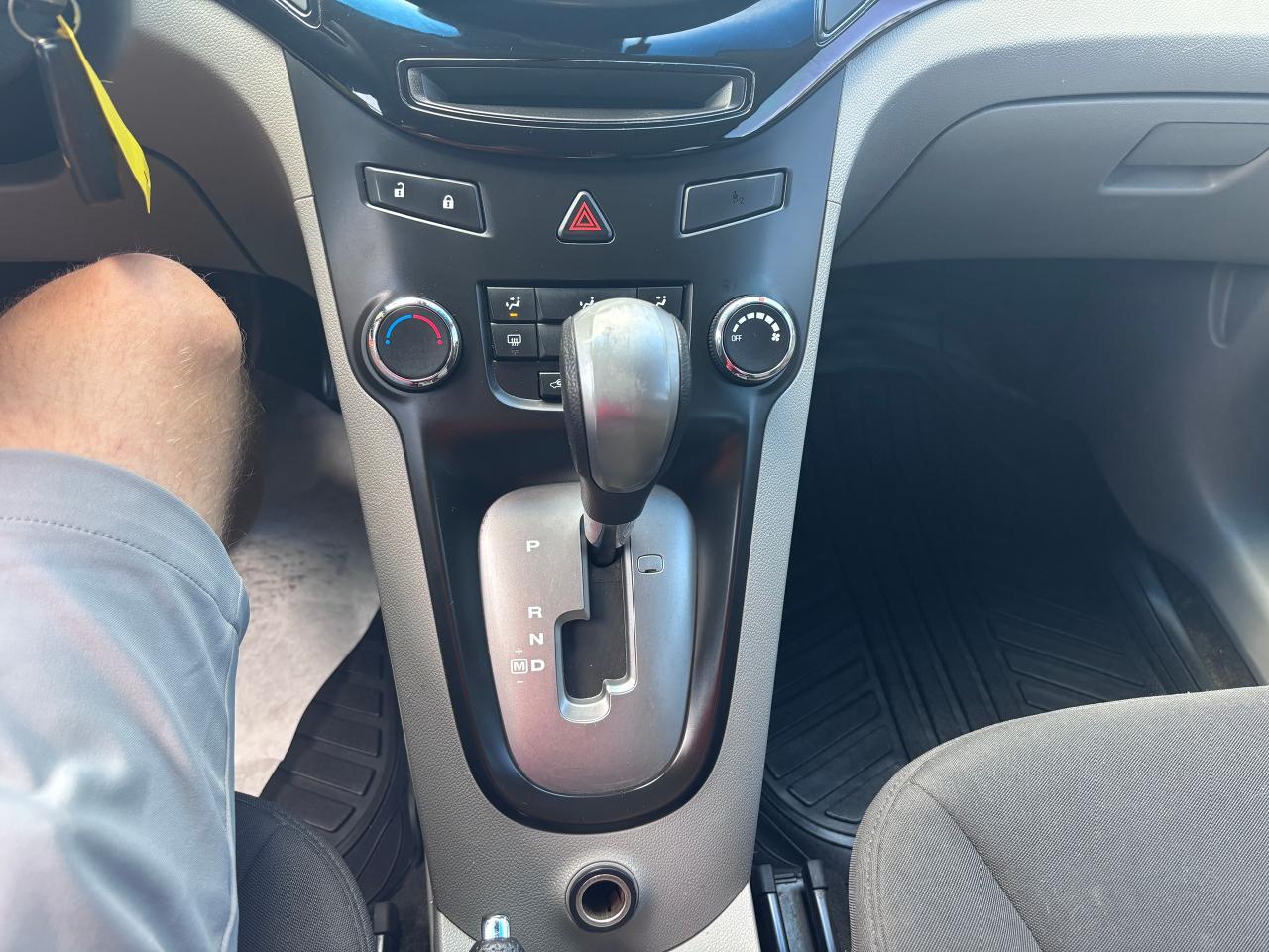 2014 Chevrolet Orlando LT 7 PASS - COLD AC - Photo #19