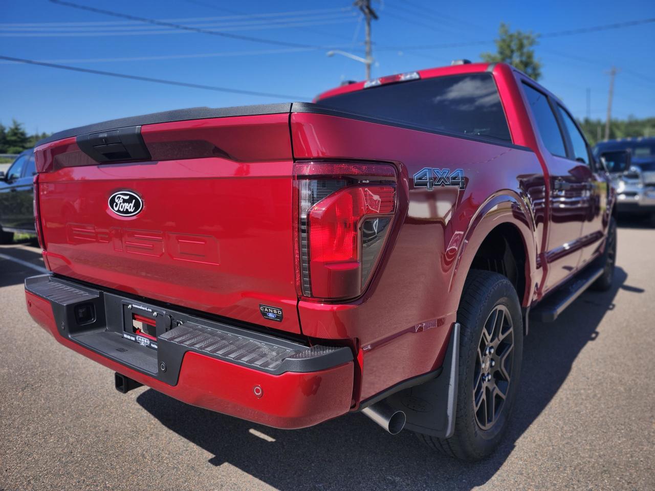 2025 Ford F-150 STX 4WD SuperCrew 5.5' Box Photo4