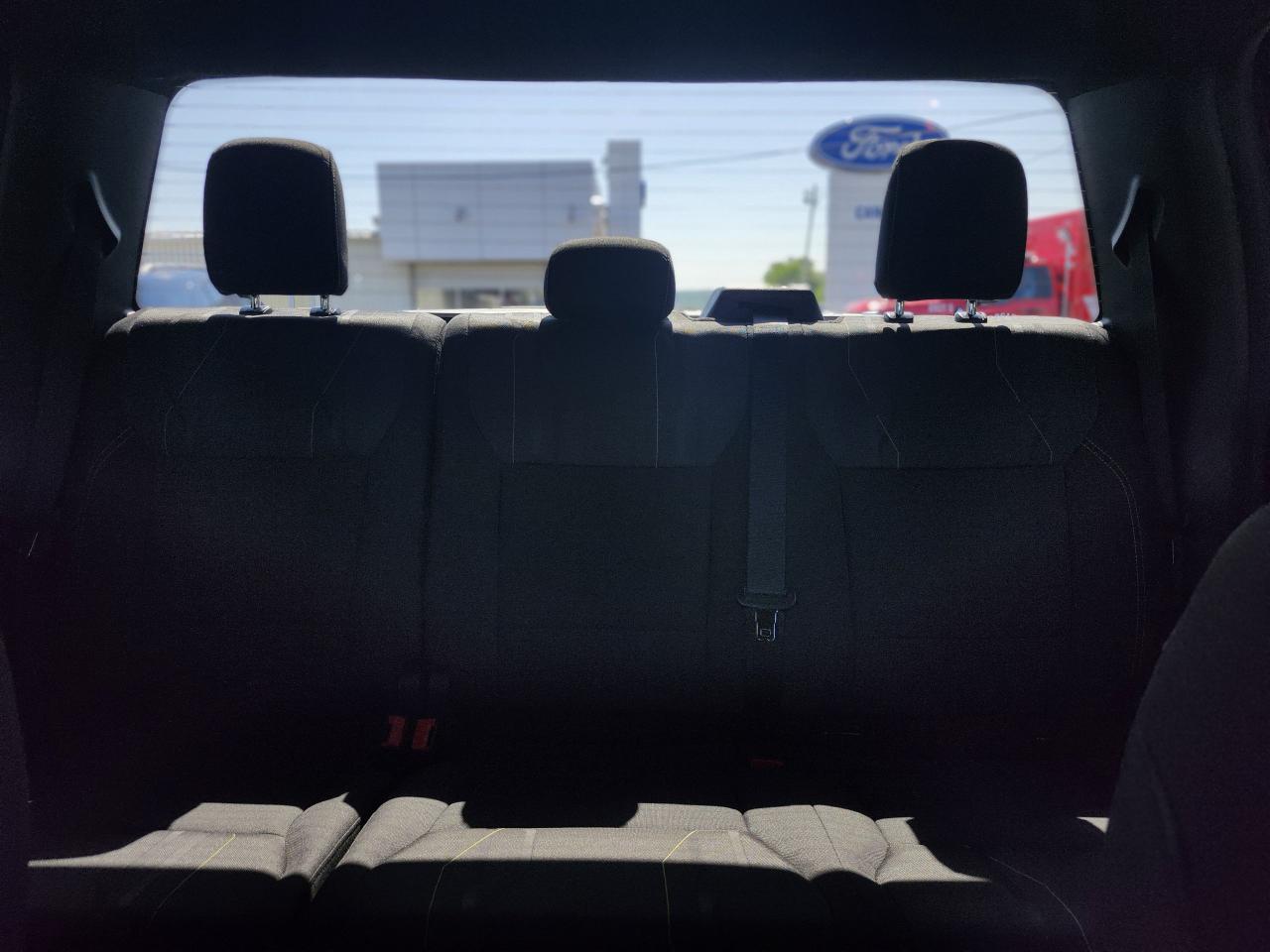 2025 Ford F-150 STX 4WD SuperCrew 5.5' Box Photo5