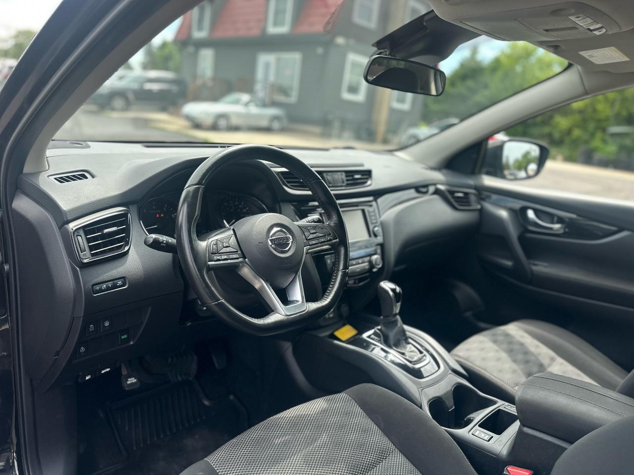 2019 Nissan Qashqai SV Photo32