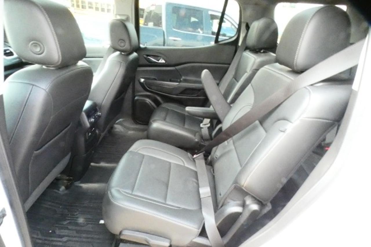 2023 GMC Acadia SLT AWD w/H&C L, x2 S/R, NAV, BUC, HUD - Photo #10