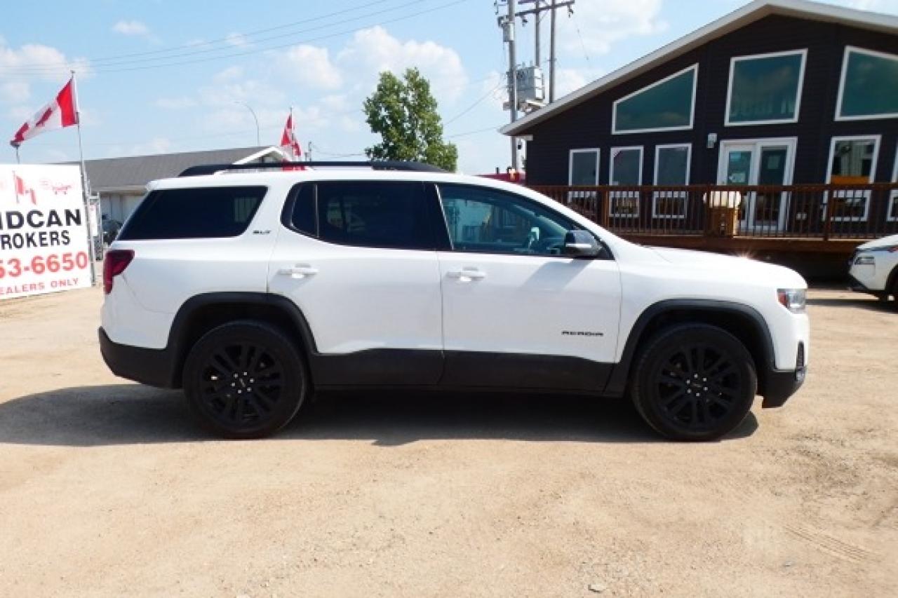 2023 GMC Acadia SLT AWD w/H&C L, x2 S/R, NAV, BUC, HUD - Photo #5