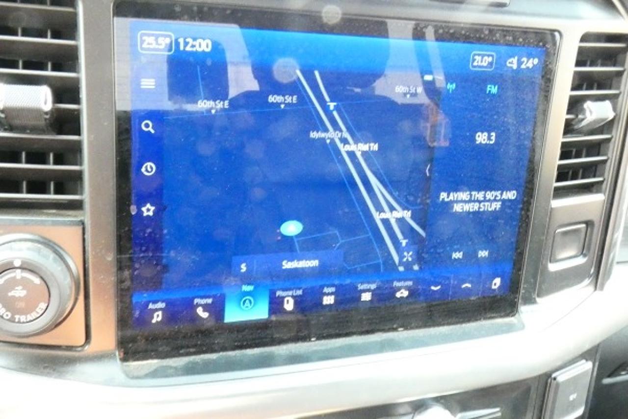 2023 Ford F-150 LARIAT ecoboost w/H&C L, Htd wheel, NAV, BUC, PRB - Photo #13