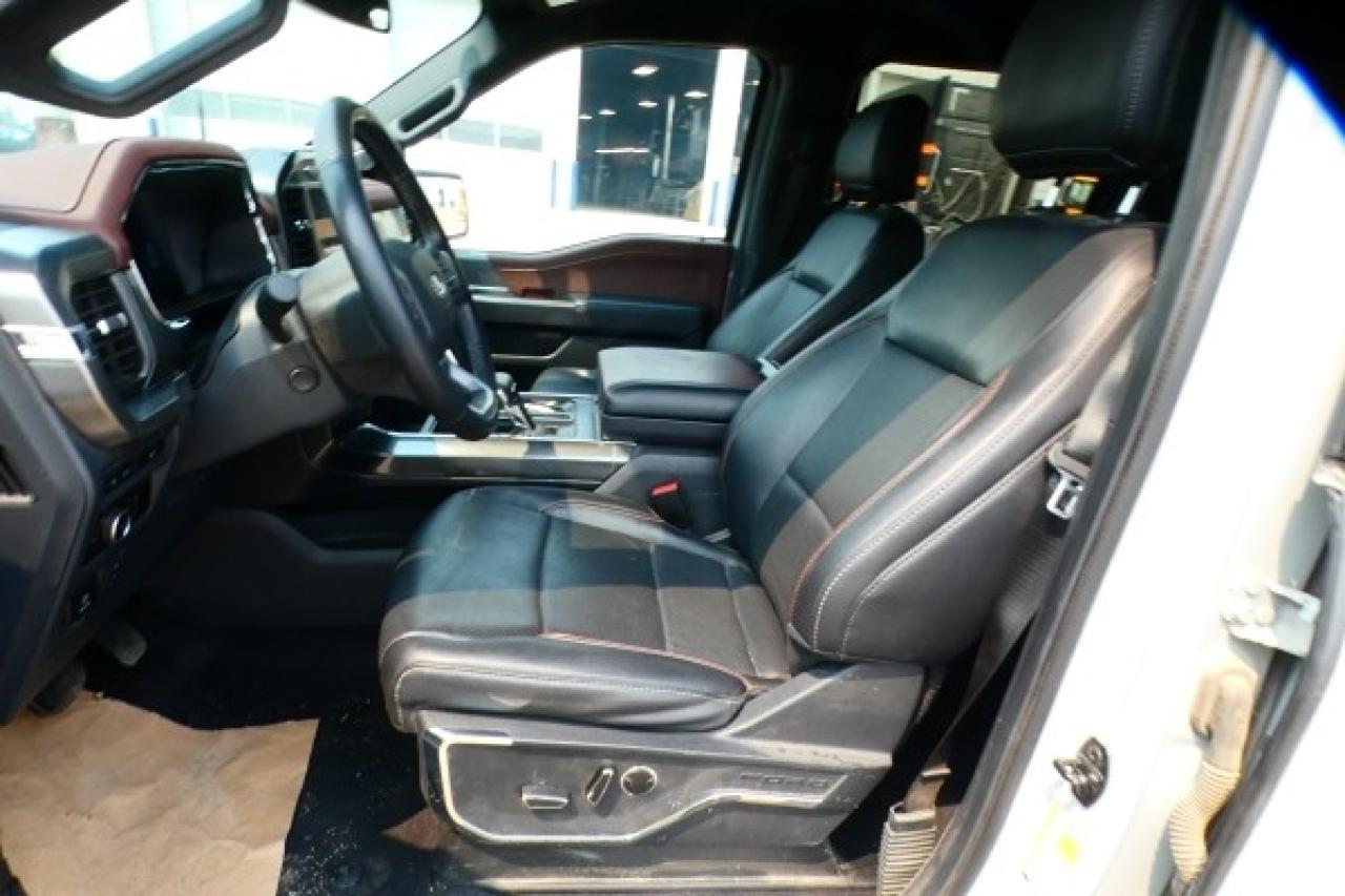 2023 Ford F-150 LARIAT ecoboost w/H&C L, Htd wheel, NAV, BUC, PRB - Photo #10