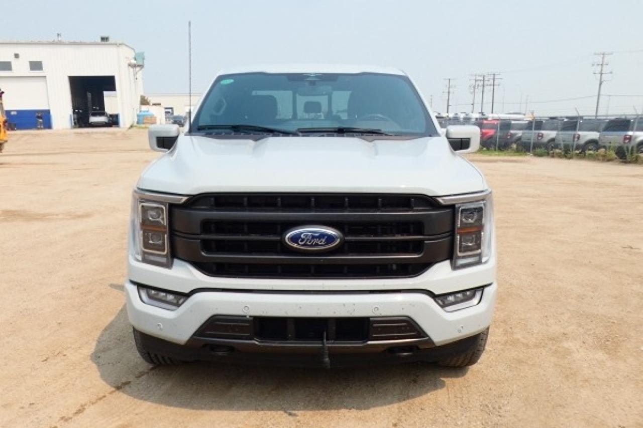 2023 Ford F-150 LARIAT ecoboost w/H&C L, Htd wheel, NAV, BUC, PRB - Photo #3