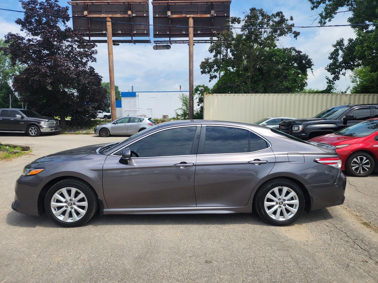2020 Toyota Camry SE l Sporty l Reliable l Fuel Efficient - Photo #4