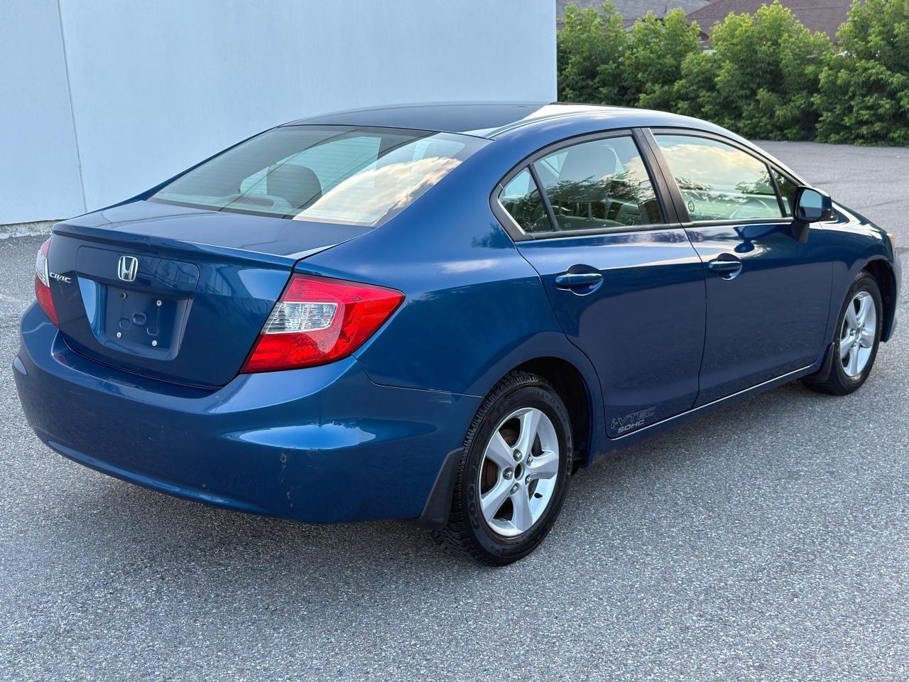 2012 Honda Civic LX - Photo #5