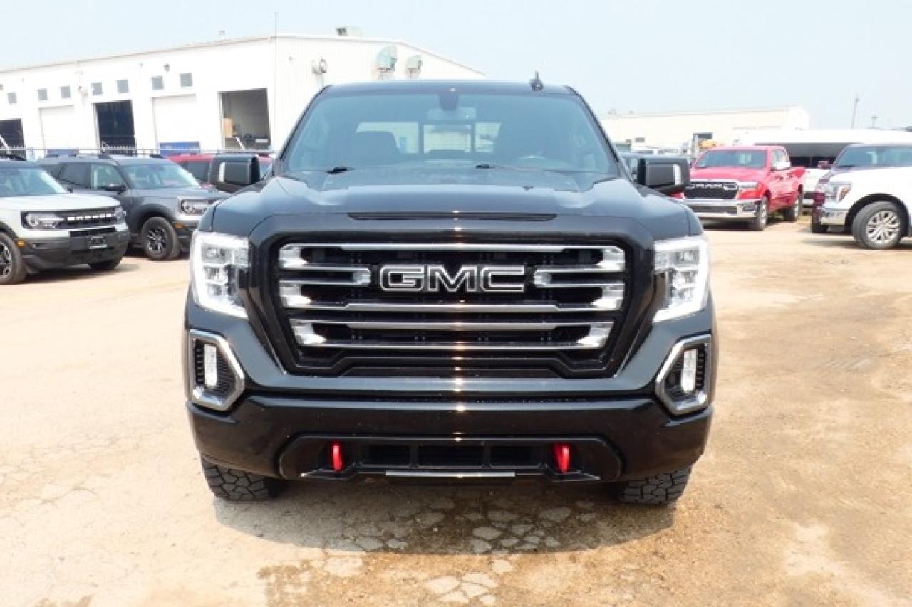 2022 GMC Sierra 1500 AT4 Limited DURA DSL w/H&C L, htd wheel, NAV, BUC - Photo #3