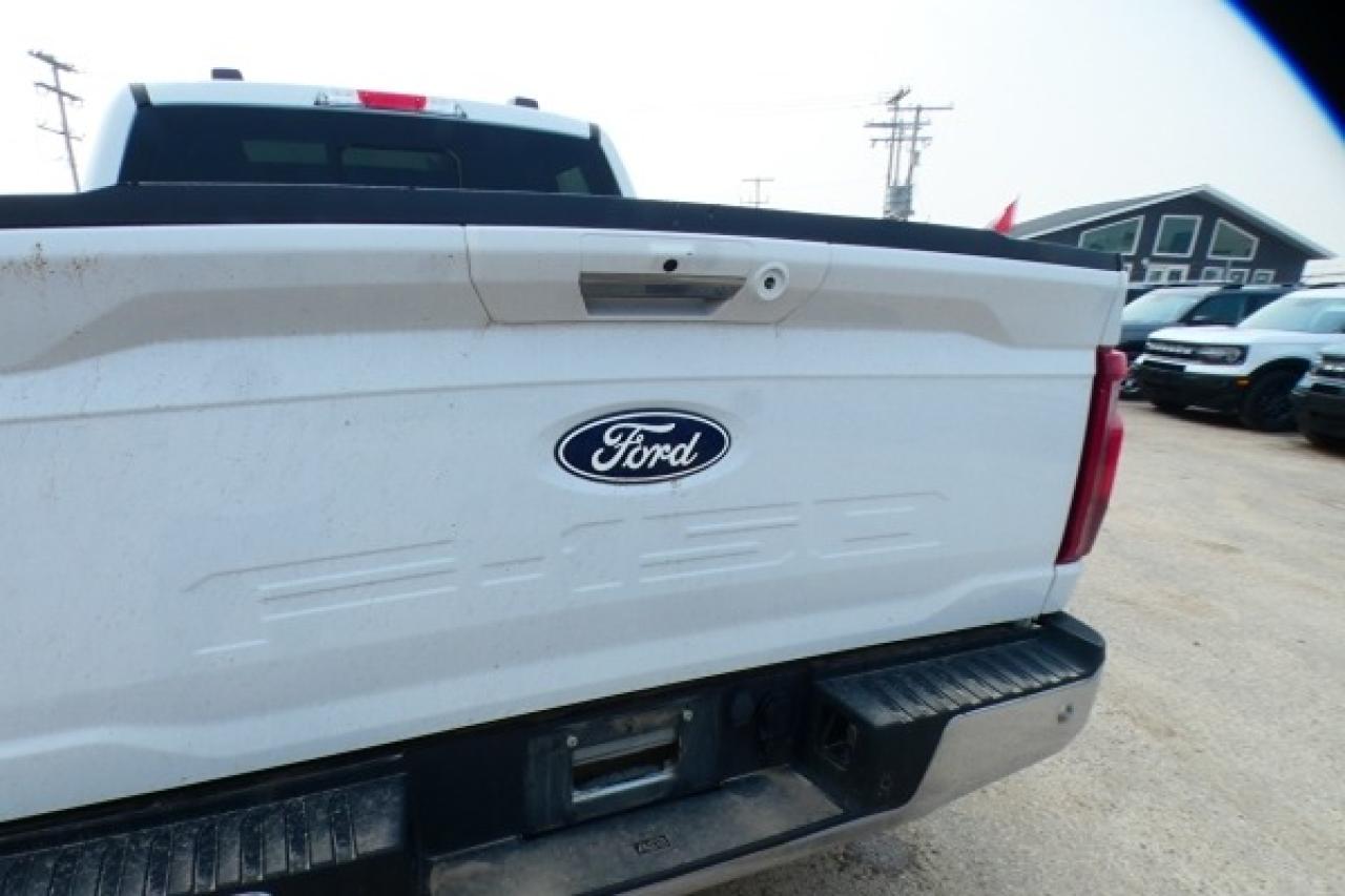 2024 Ford F-150 LARIAT w/H&C L, Htd wheel, pano S/R, NAV, BUC - Photo #28