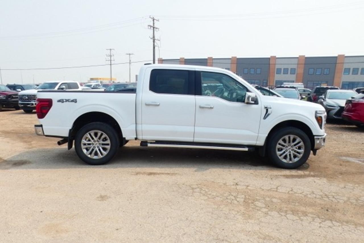 2024 Ford F-150 LARIAT w/H&C L, Htd wheel, pano S/R, NAV, BUC - Photo #5