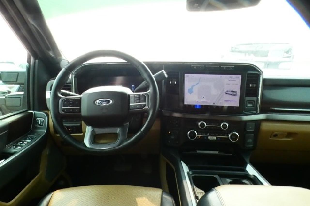 2024 Ford SUPER DUTY F-350 SRW LARIAT P/S DSL 8' box w/H&C L, Htd wheel, NAV, BUC - Photo #11