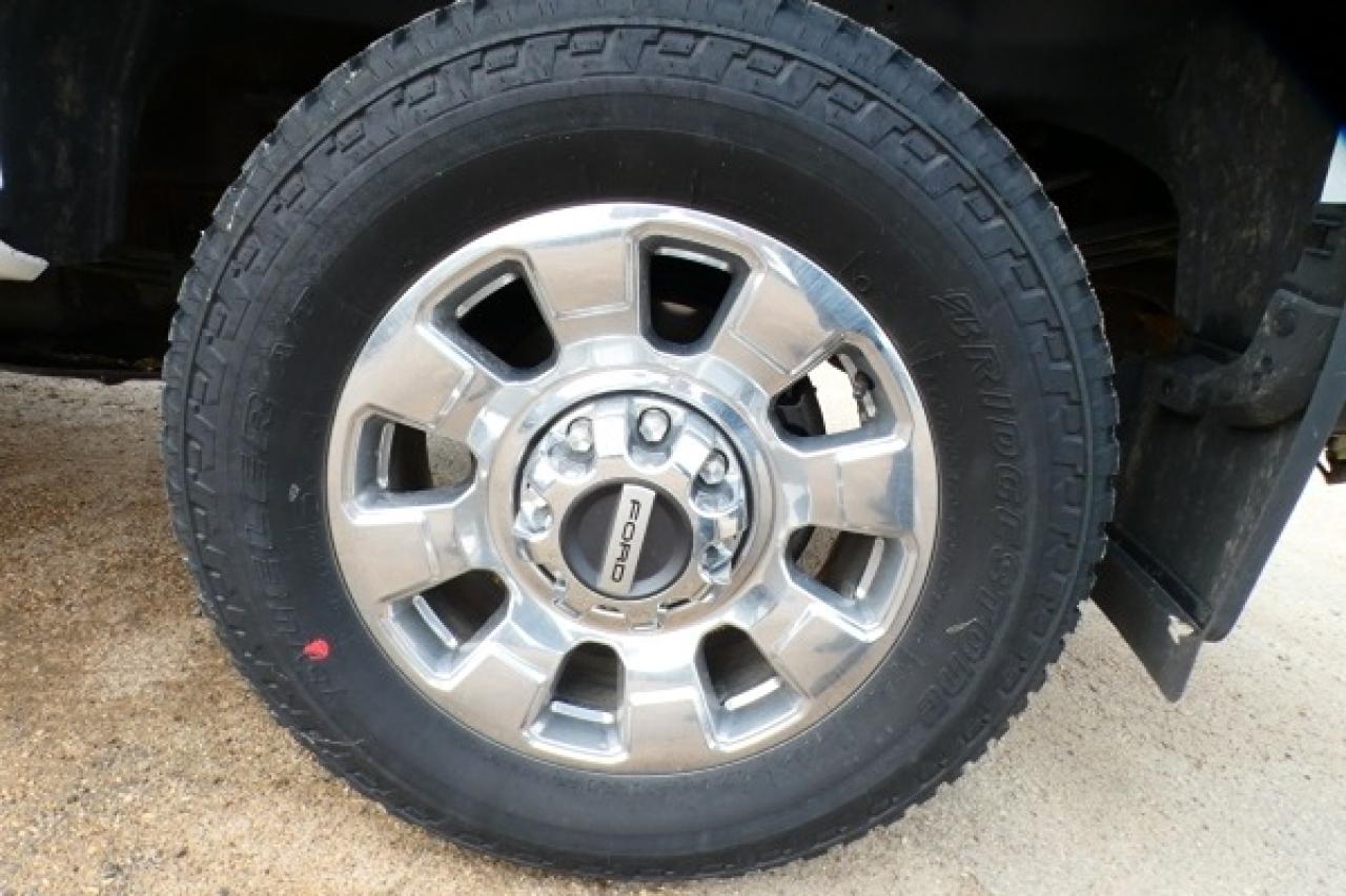 2024 Ford SUPER DUTY F-350 SRW LARIAT P/S DSL 8' box w/H&C L, Htd wheel, NAV, BUC - Photo #18